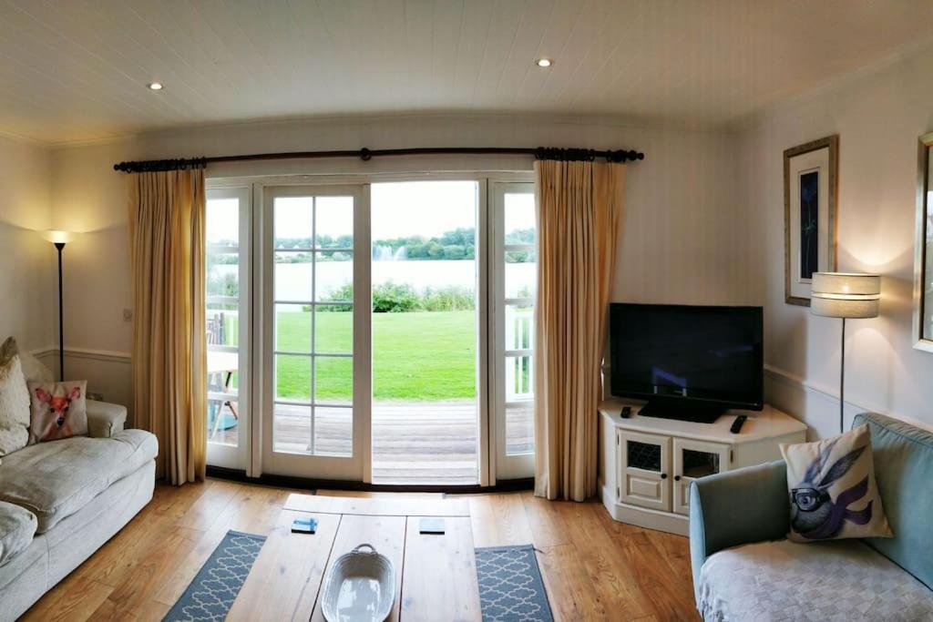 38 Windrush * South Cerney
